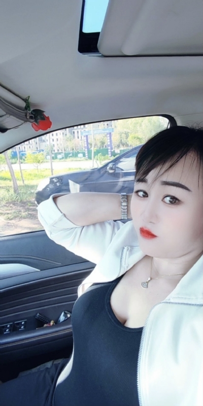 王芳燕的第四张照片--乌海中老年相亲网